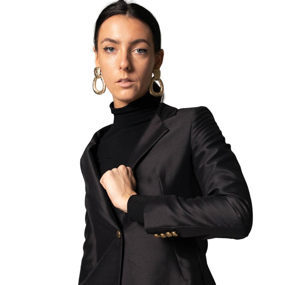 Womens Black Blazer Suit – Elegant Tailored Office Suit